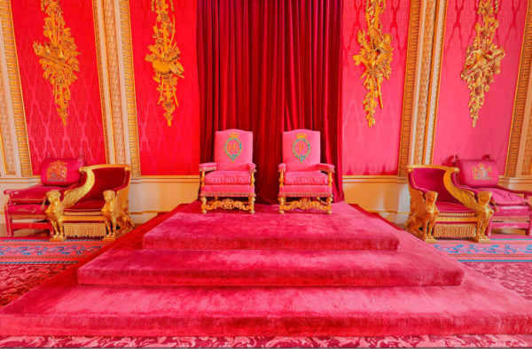 New Buckingham Palace Virtual Tours in celebration of the Royal Wedding
