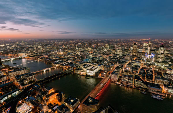 360 Virtual Reality View from a crane during construction of the Shard