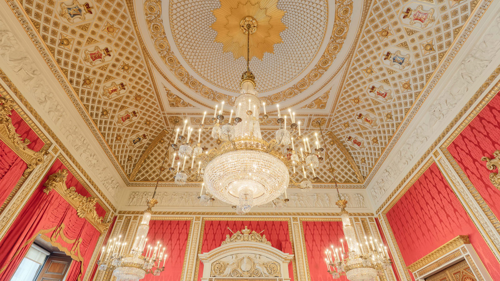 Still taken from one of the Royal palace 360 tours - this one shows the ceiling and chandelier in the red and gold throne room and Buckingham Palace.