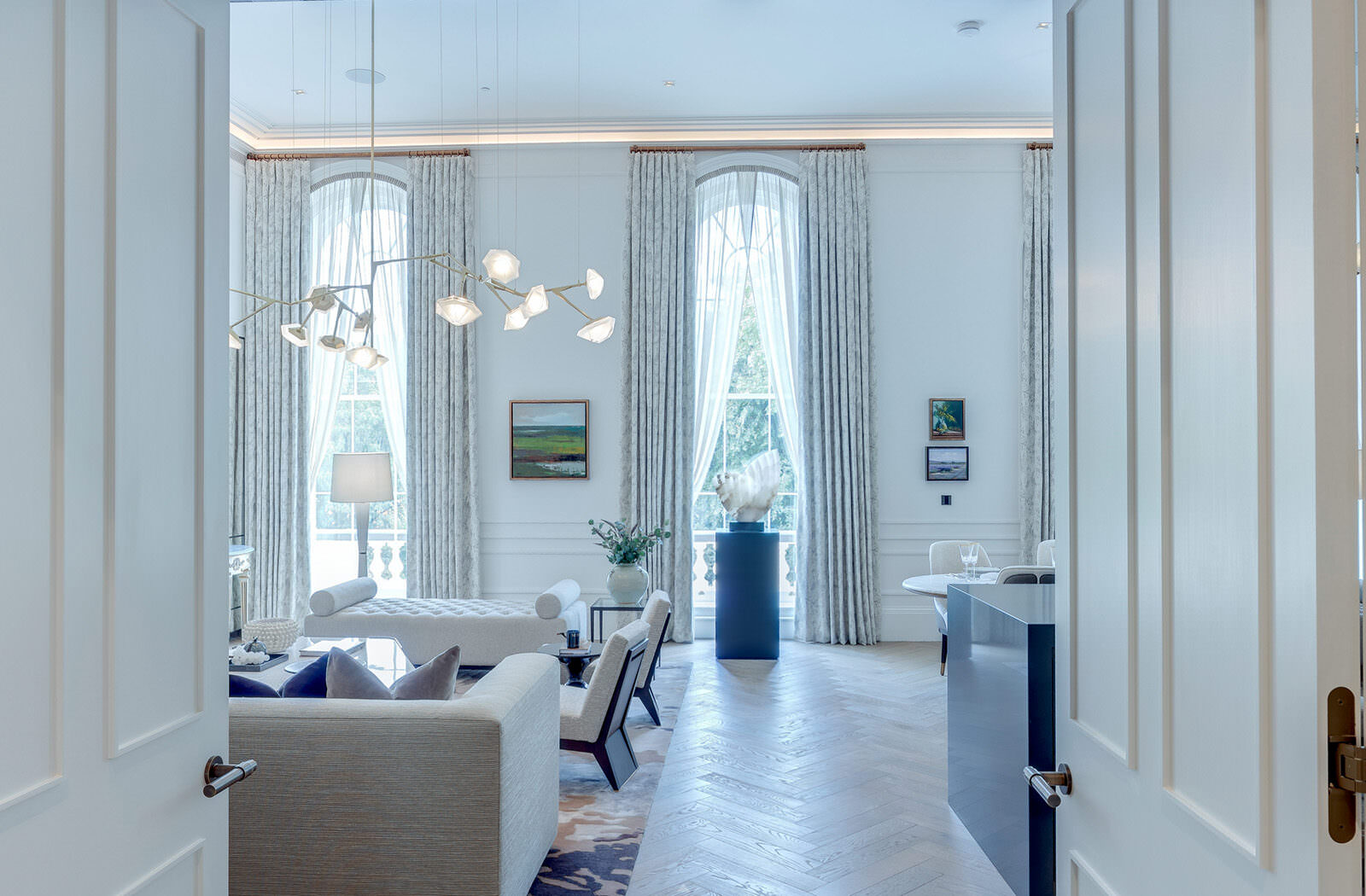 Regent's Crescent 360 tour - reception