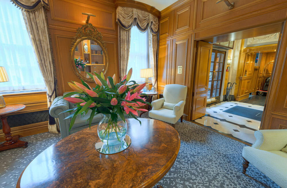 Wood-panelled Lobby at 47 Park Street