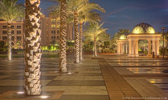 Emirates Palace Hotel Palm Trees Photos © Will Pearson 2009